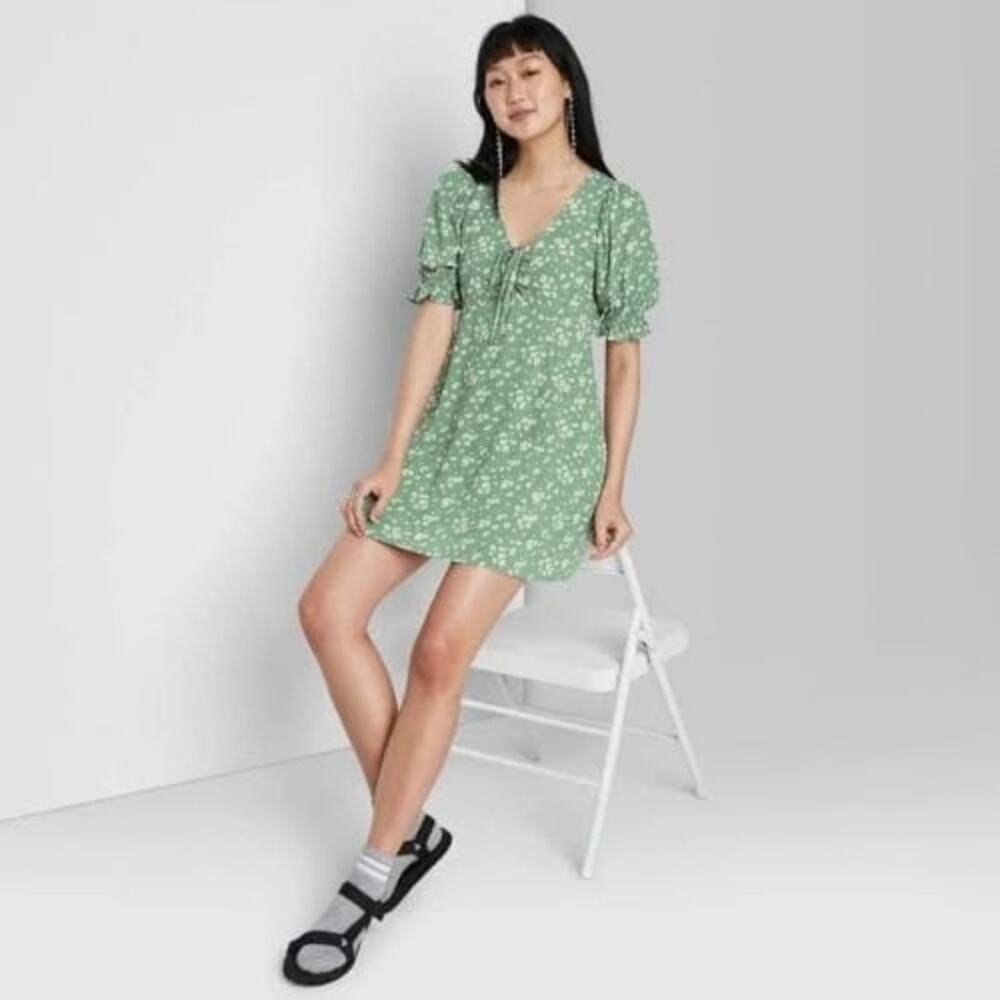 NWT Wild Fable Flowing Floral Printed Puff Short Sleeve Tie-Front Dress